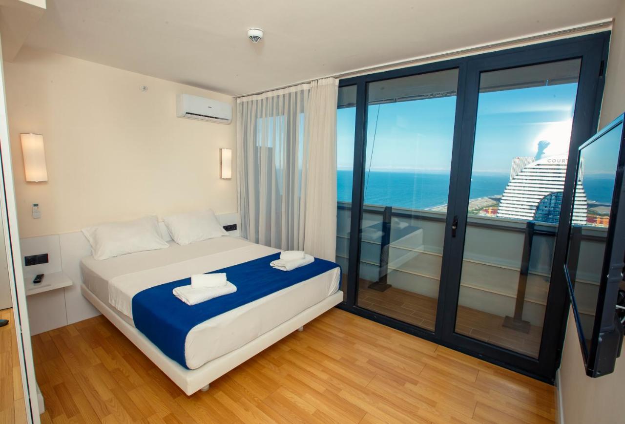 Panorama Orbi City Center Suite Sea View Batumi Bagian luar foto