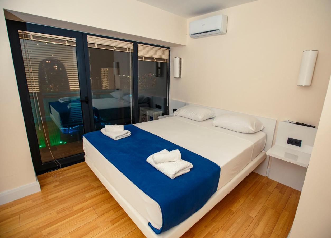 Panorama Orbi City Center Suite Sea View Batumi Bagian luar foto