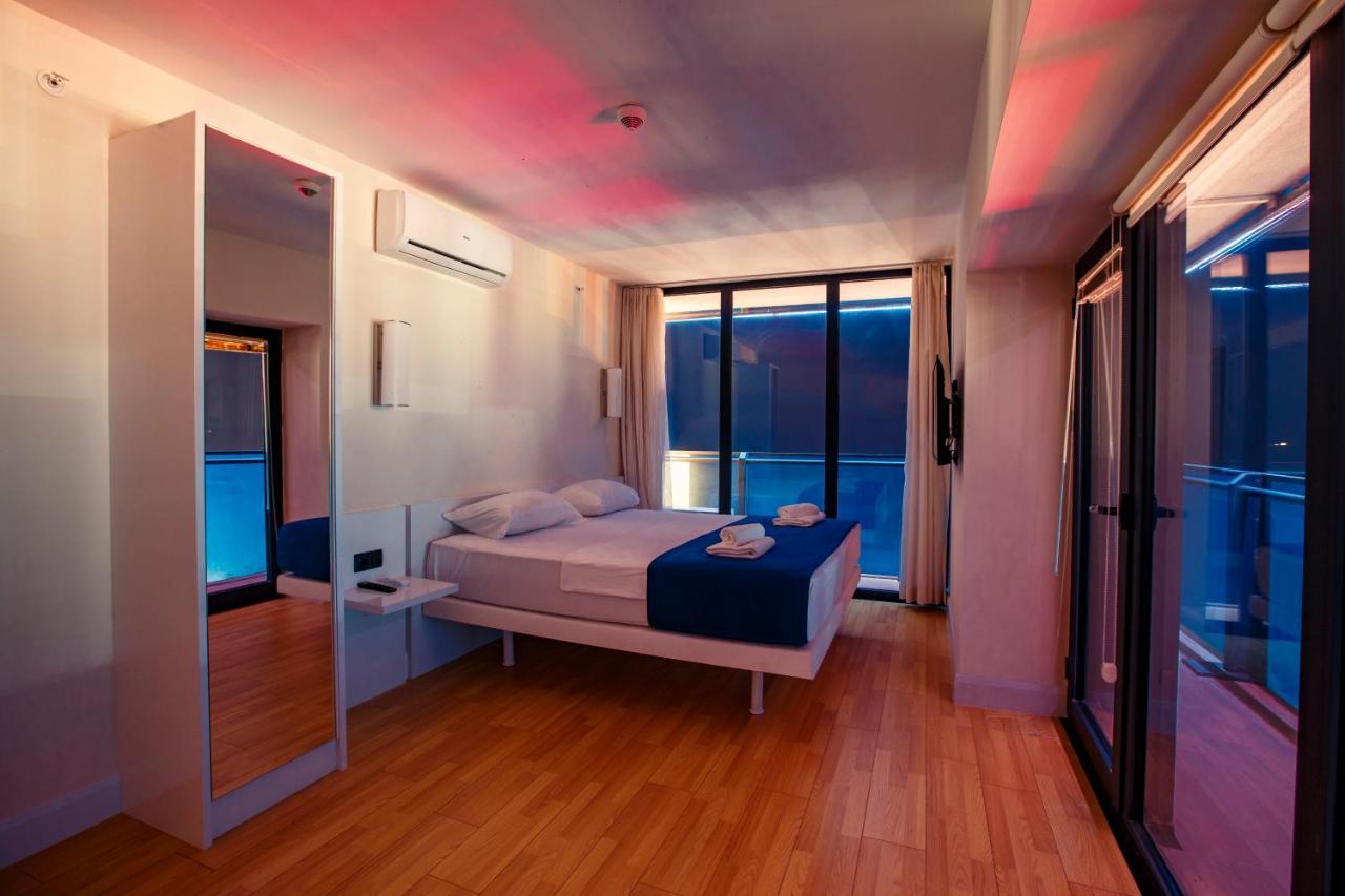 Panorama Orbi City Center Suite Sea View Batumi Bagian luar foto