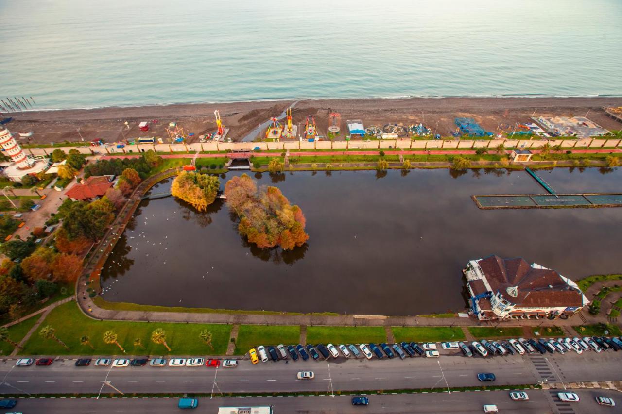 Panorama Orbi City Center Suite Sea View Batumi Bagian luar foto