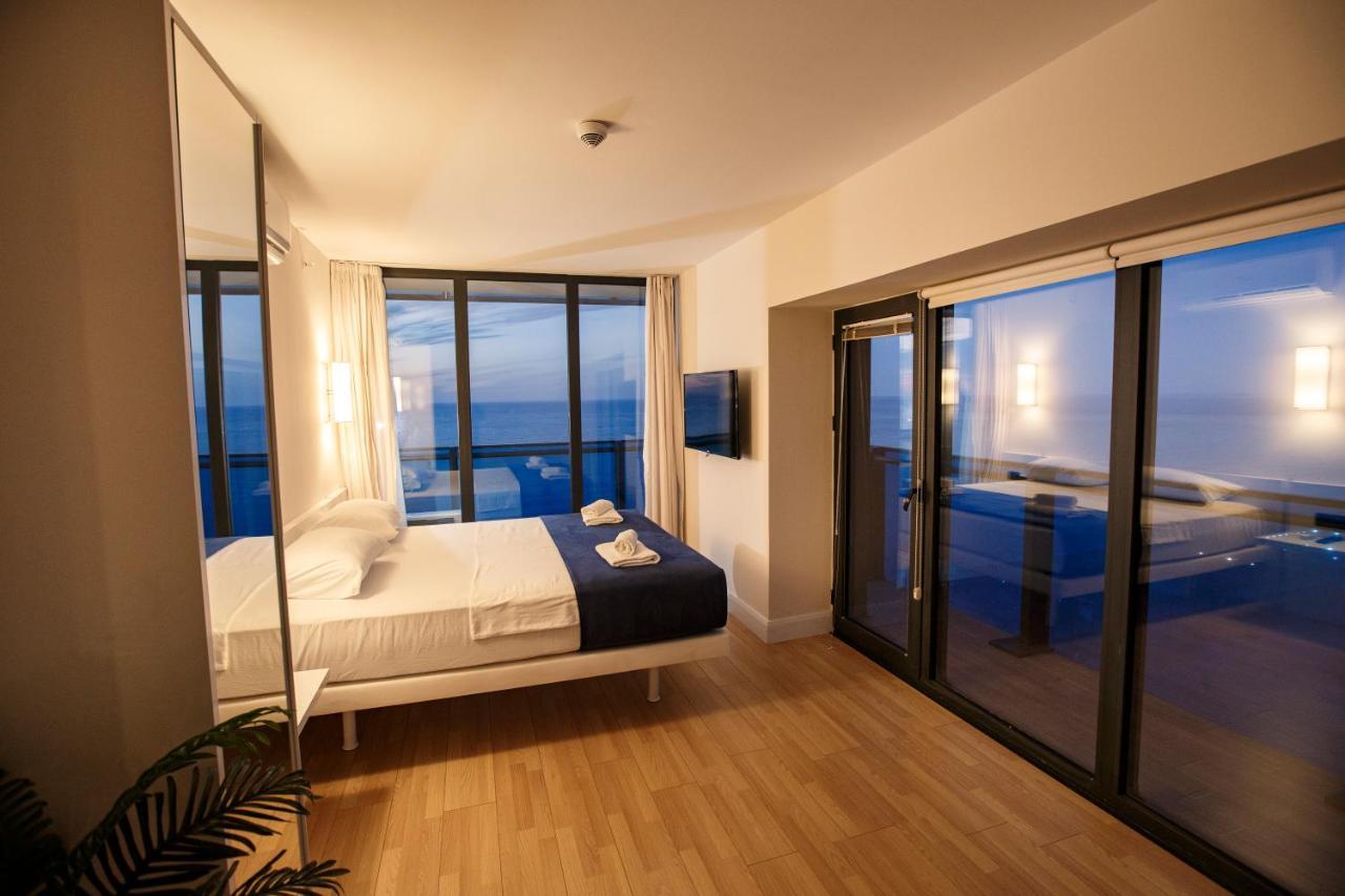 Panorama Orbi City Center Suite Sea View Batumi Bagian luar foto