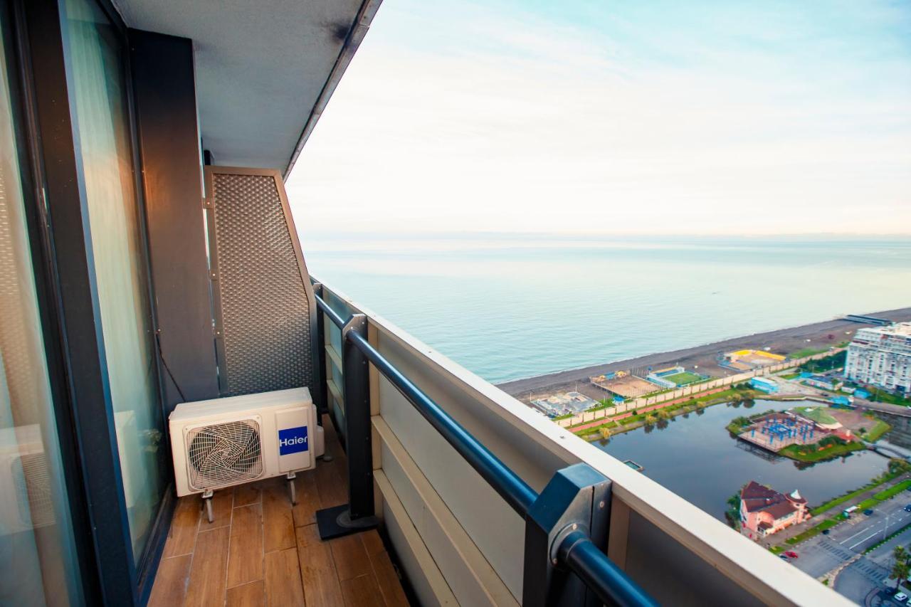 Panorama Orbi City Center Suite Sea View Batumi Bagian luar foto