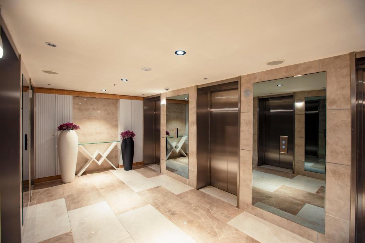 Panorama Orbi City Center Suite Sea View Batumi Bagian luar foto