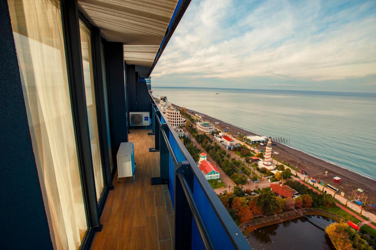 Panorama Orbi City Center Suite Sea View Batumi Bagian luar foto