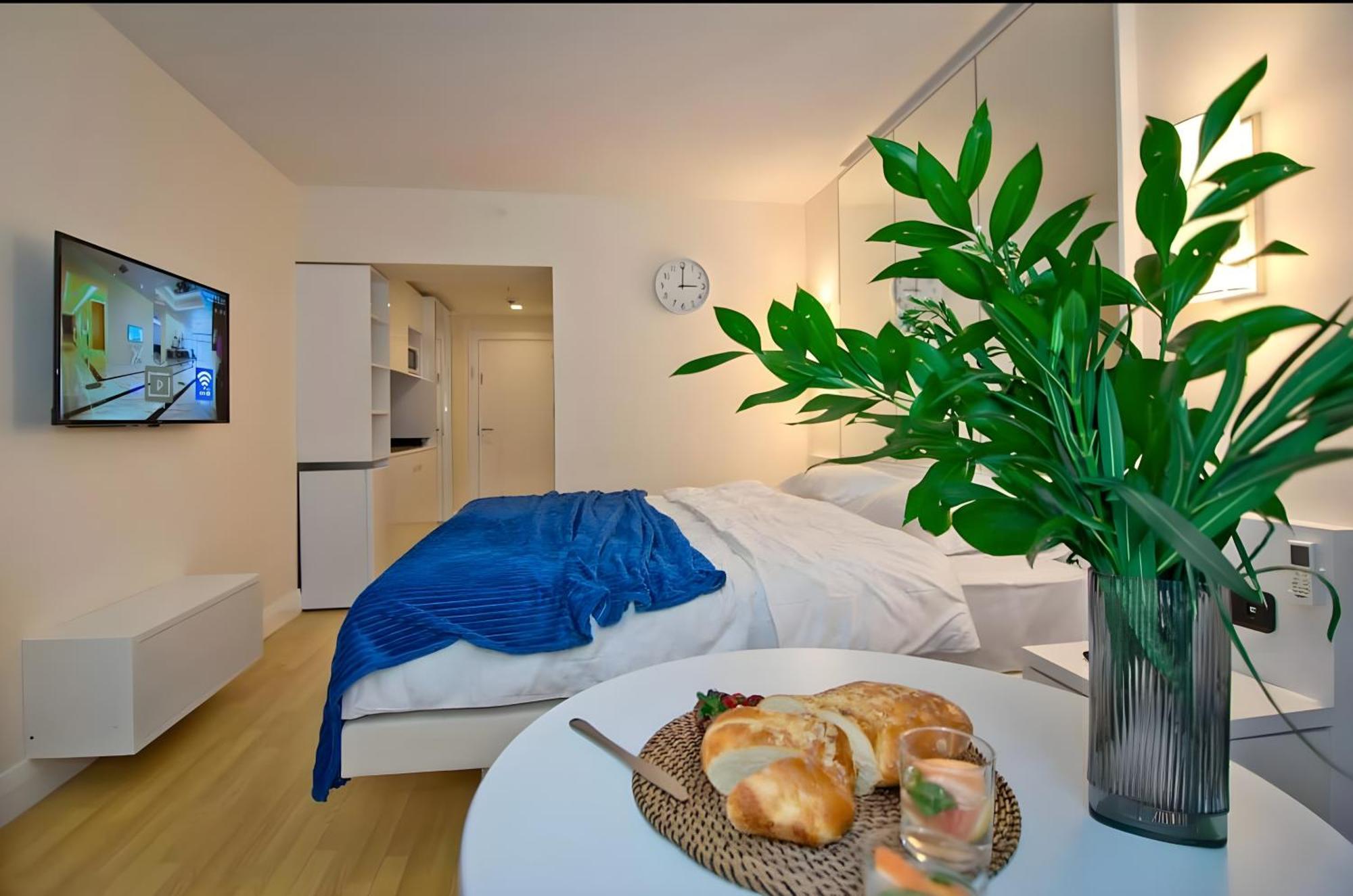 Panorama Orbi City Center Suite Sea View Batumi Bagian luar foto