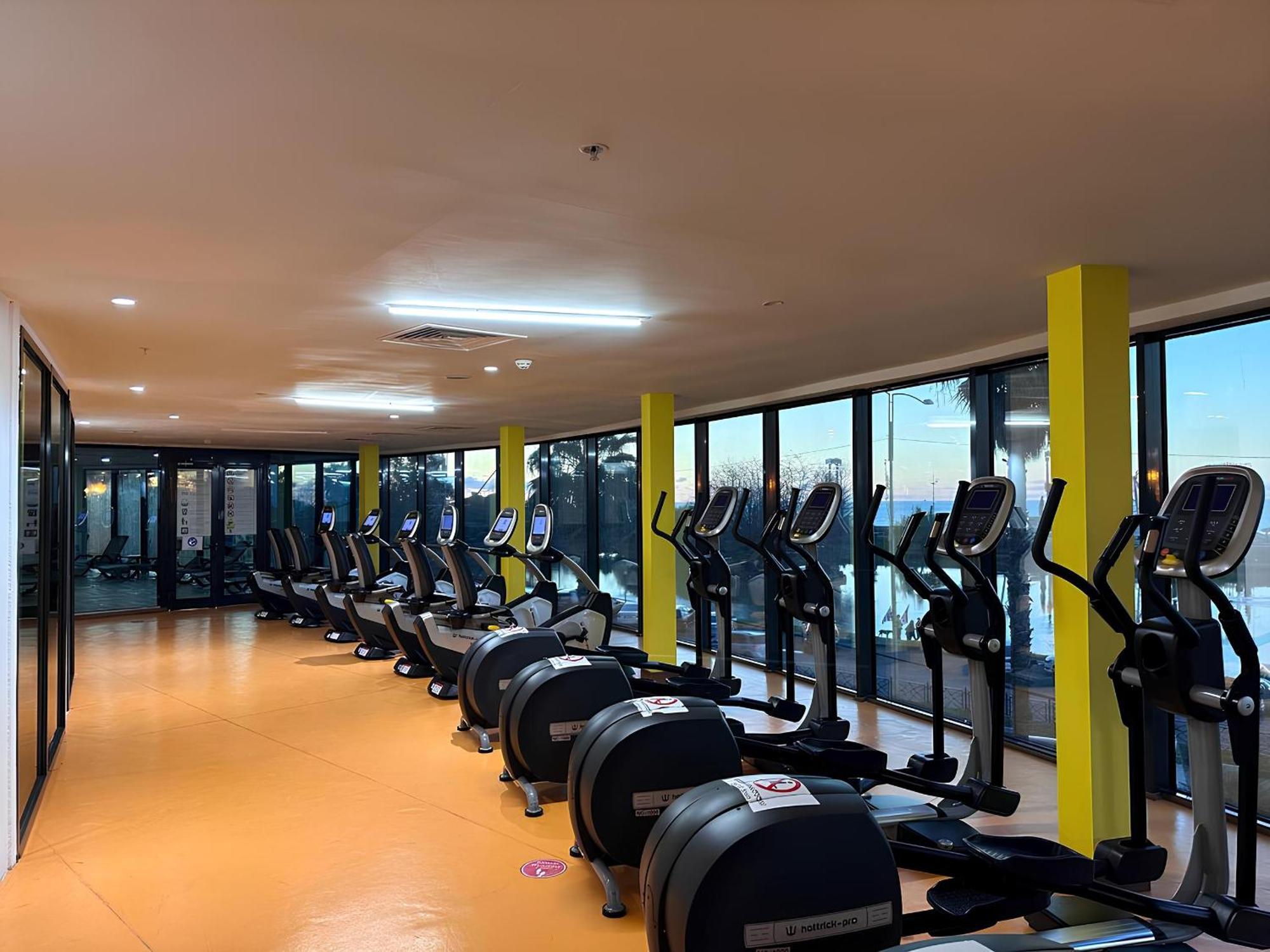 Panorama Orbi City Center Suite Sea View Batumi Bagian luar foto
